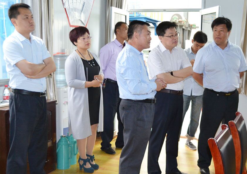 热烈欢迎安丘市委书记李新阁来博阳机械指导视察